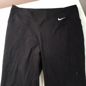 Nike cropped leggings